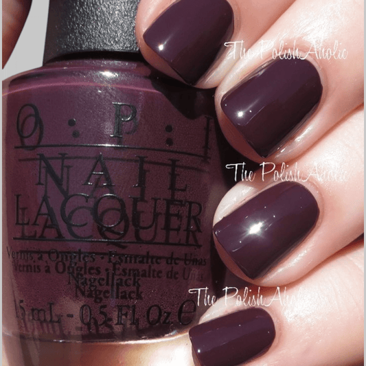 O.P.I Nail Lacquer Sleigh Parking Only 15ml - Infinite Beauty