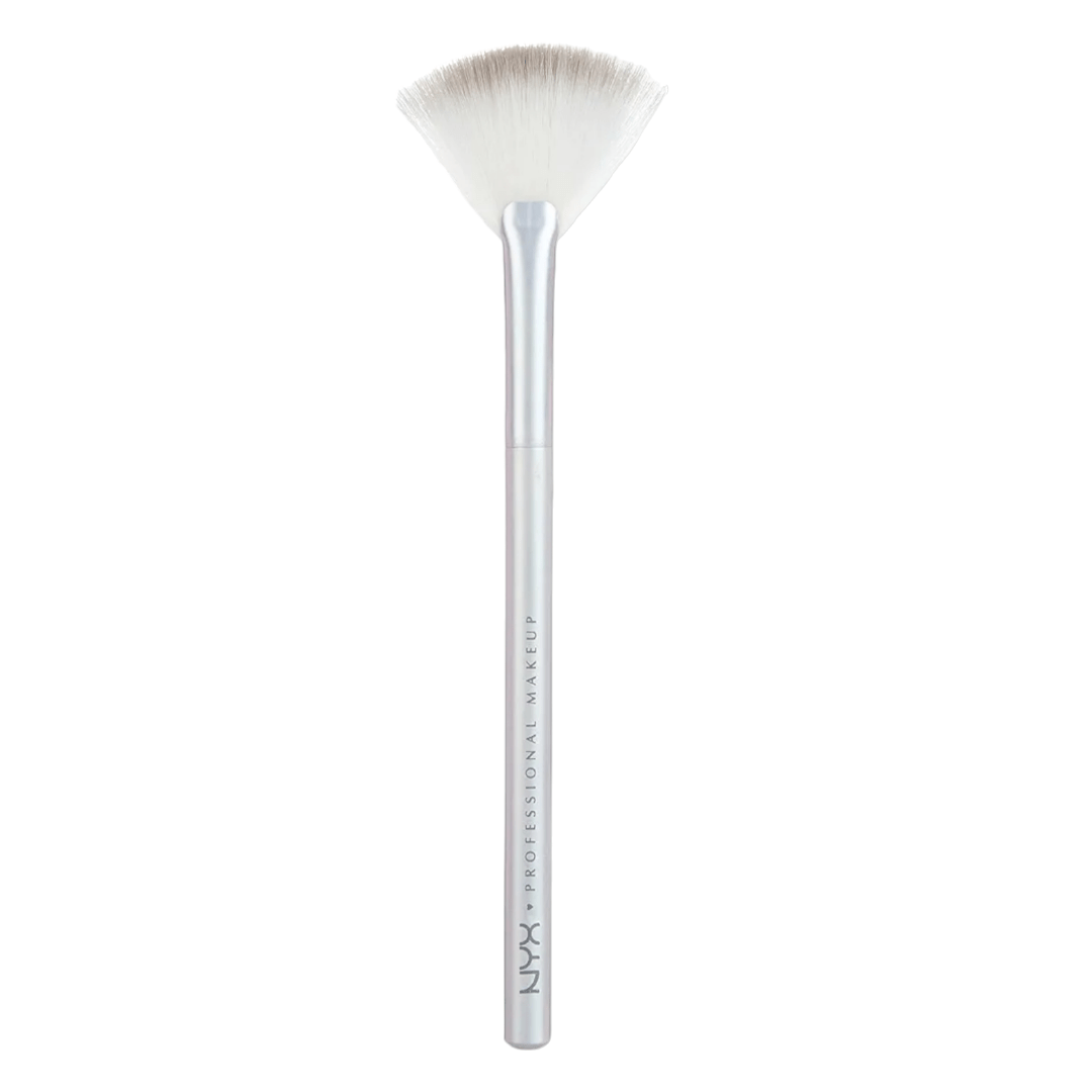 NYX PROFESSIONAL MAKEUP Holographic Halo Micro Highlighting Brush - Infinite Beauty