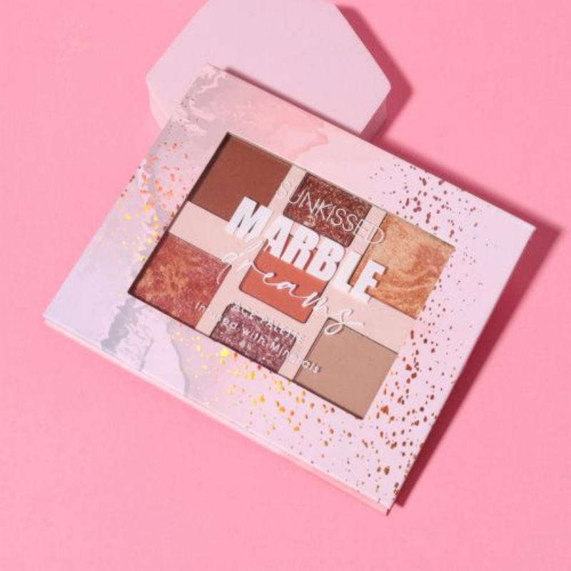 MAKEUP